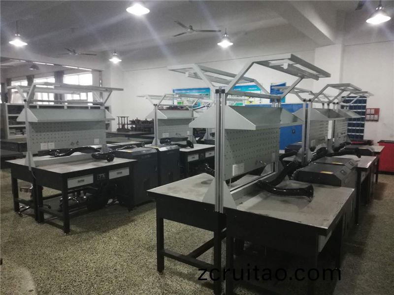 糢(mo)具(ju)抛(pao)光實訓室