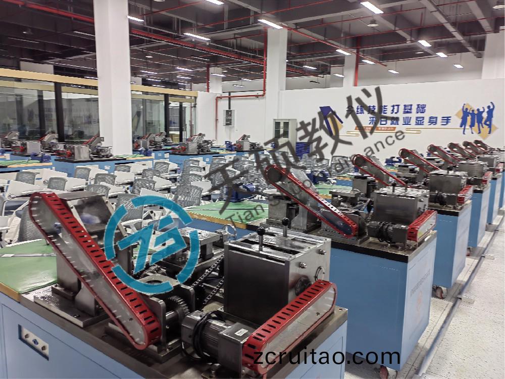 裝配鉗(qian)工實(shi)訓室